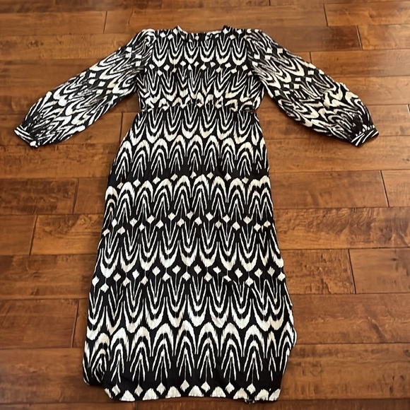 ZARA PRINTED CUT-OUT DETAIL MIDI DRESS - Picture 6 of 13